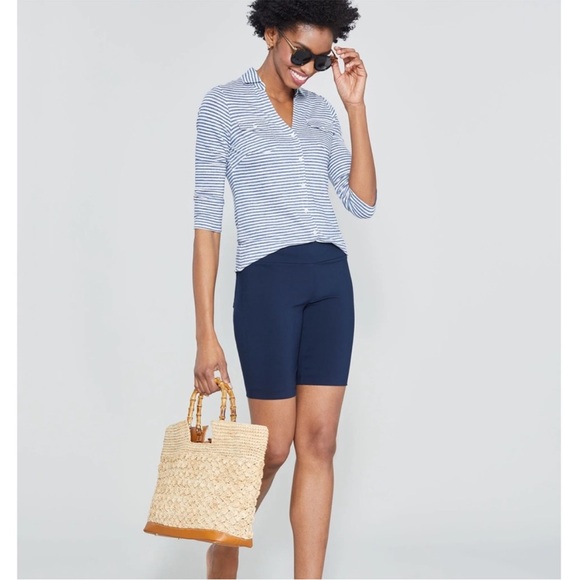 3 for $25! J McLaughlin‎ navy blue Maisie Short, size 8 - Picture 1 of 7